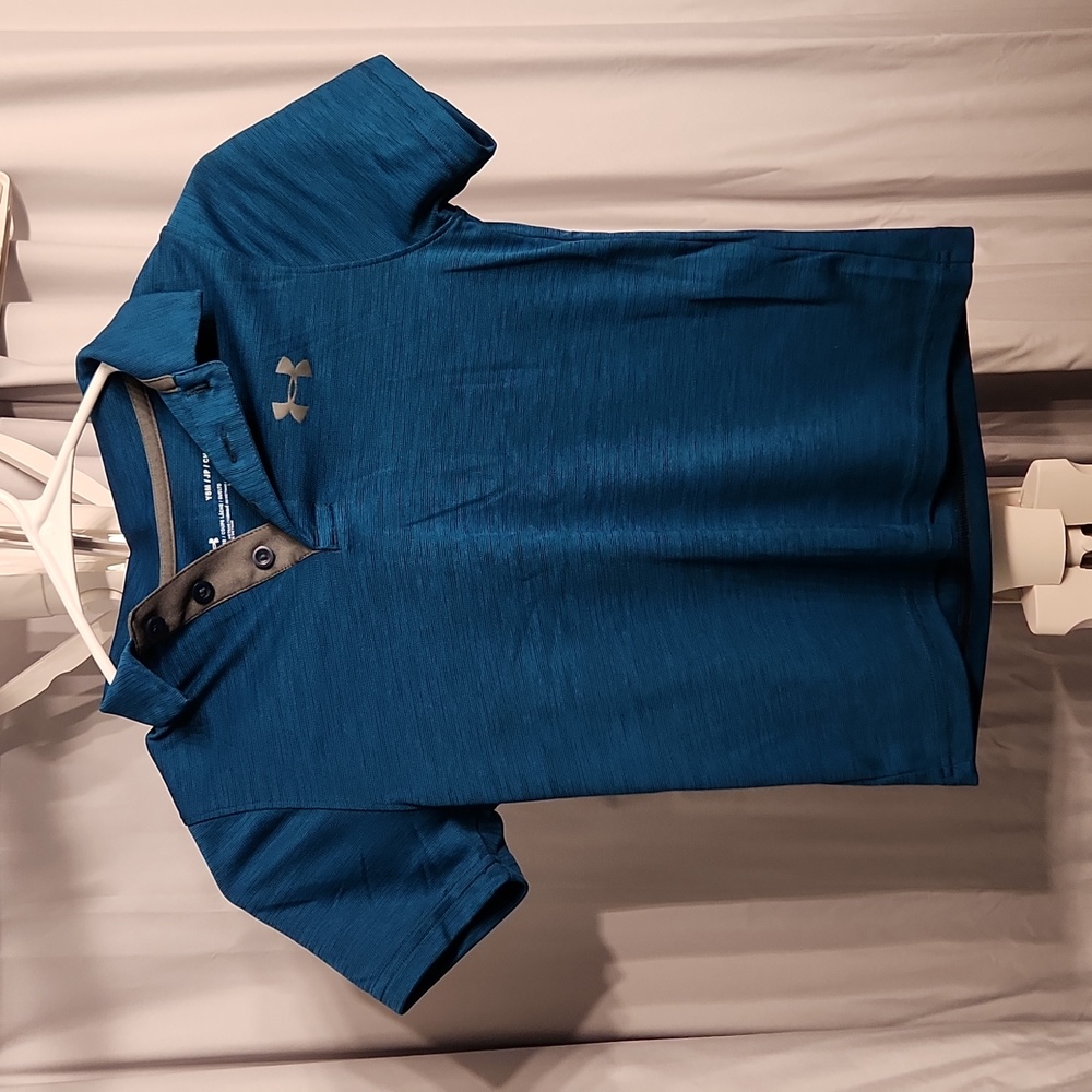 UA polo